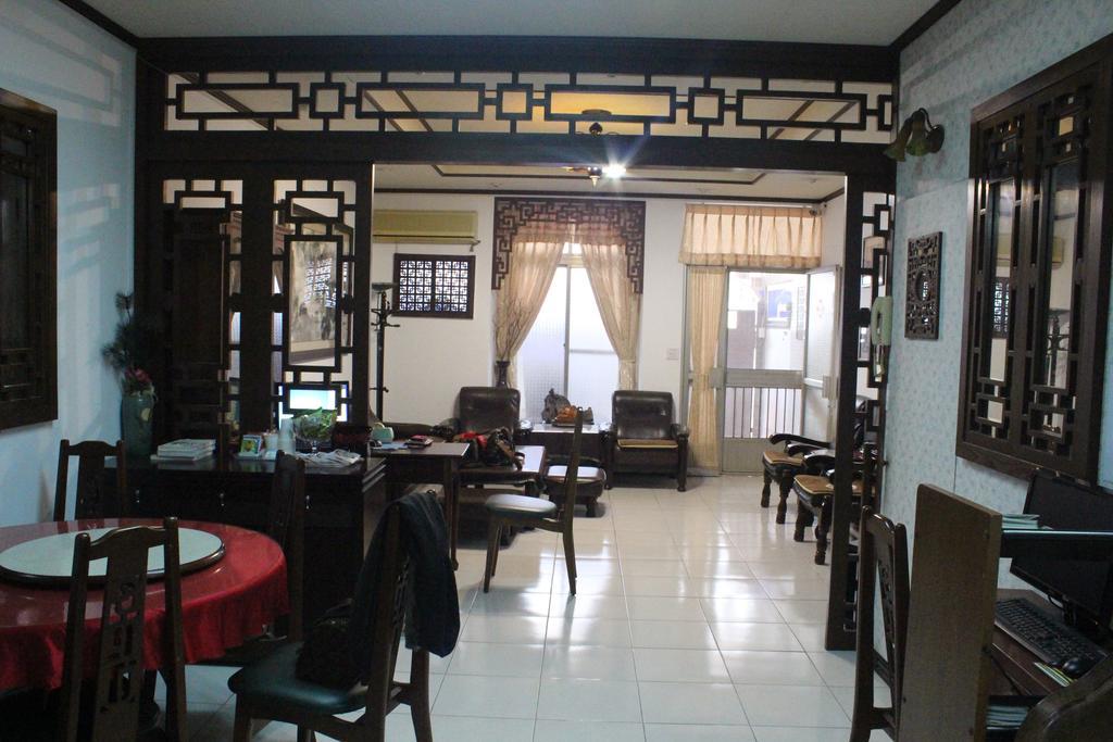 Tainan Travel Inn - Chenggong Univ. Exterior photo